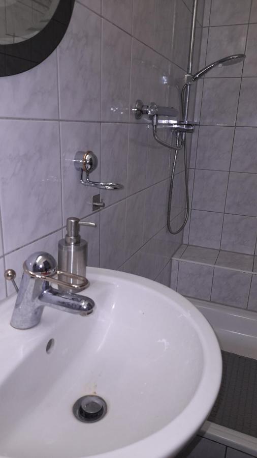 Schone 2Raumwohnung In Perfekter Lage Mönchengladbach Exteriér fotografie